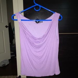 purple tank top